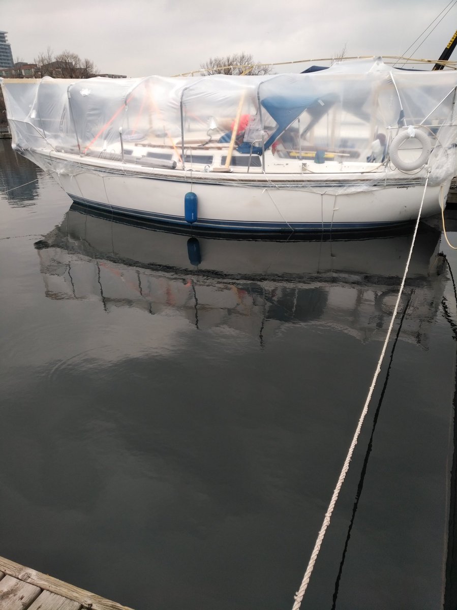 UniqueCaptured's tweet photo. #My #Sailboat has been #Shrinkwrapped for #WinterLiveAboard.  One More step towards being #settled in for the #Winter . #shrinkwrap #sailboat #SailboatLiving #SailboatLife #Cocoon call me a #butterfly ;) https://t.co/Zgn7j2PnqM