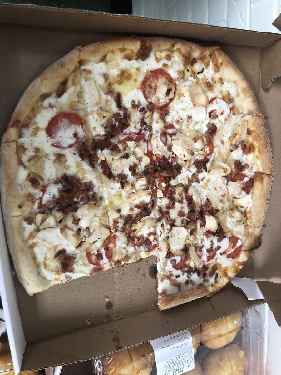 293spike's tweet photo. Happy SPIKEsGiving! This afternoon our team is holding class rep elections, setting goals for the year, and feasting on parent potluck including, of course, our Chicken-Bacon-Ranch Pizza of Success! https://t.co/FyyUEtyiGi