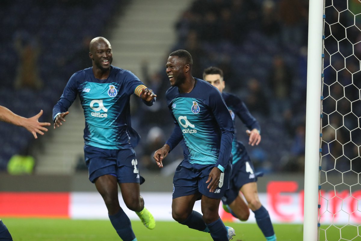 FCPorto's tweet photo. ⚽ #Sabiasque com o golo de Mbemba são já 30 as nacionalidades dos marcadores dos golos do FC Porto no Dragão?
💪 Este foi o primeiro golo congolês
👉 Portugal, Brasil e Colômbia são os países que mais fizeram os dragões festejar
#FCPorto #FCPVFC #TaçadePortugal https://t.co/79CcDV4laM