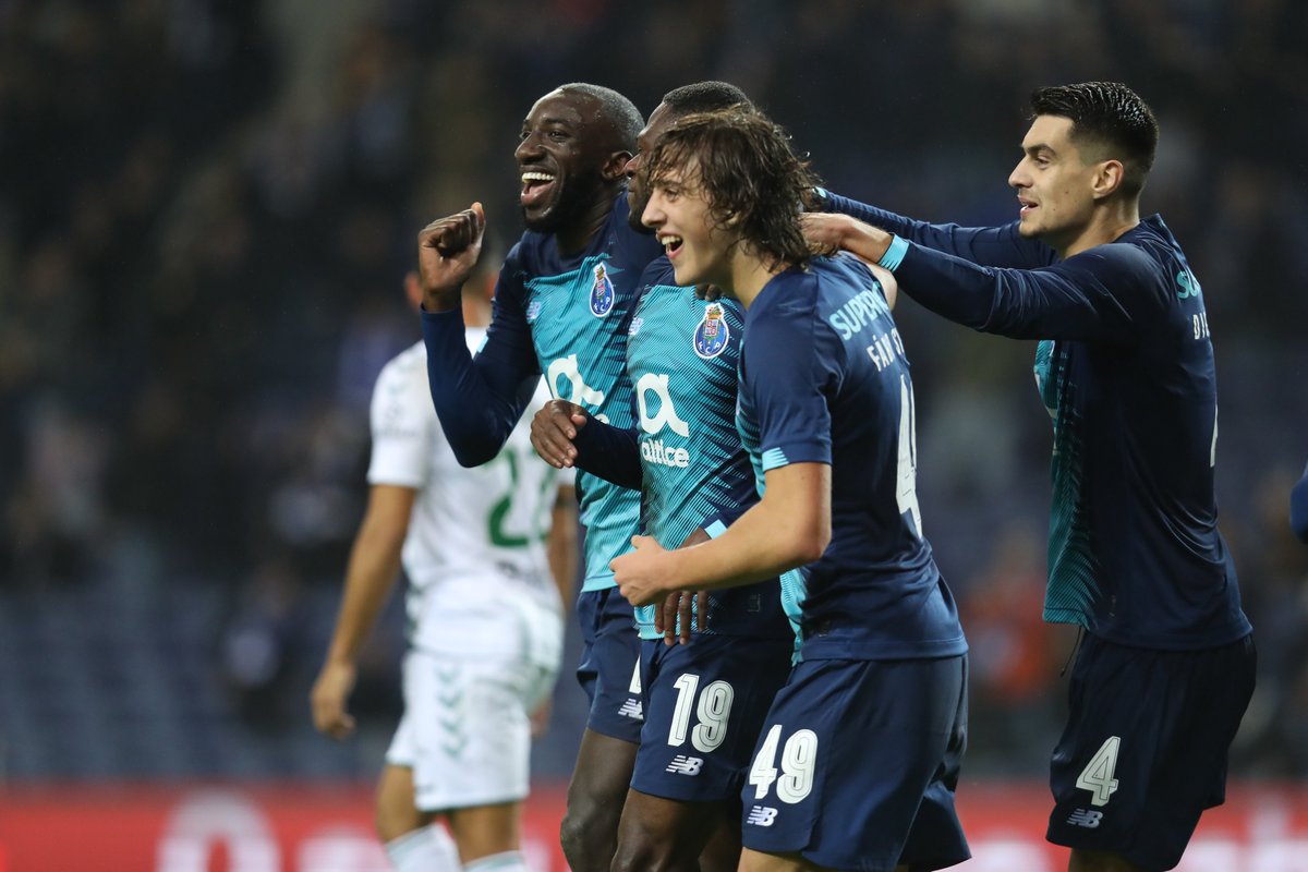 FCPorto's tweet photo. ⚽ #Sabiasque com o golo de Mbemba são já 30 as nacionalidades dos marcadores dos golos do FC Porto no Dragão?
💪 Este foi o primeiro golo congolês
👉 Portugal, Brasil e Colômbia são os países que mais fizeram os dragões festejar
#FCPorto #FCPVFC #TaçadePortugal https://t.co/79CcDV4laM