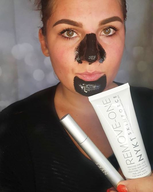 NYK1Secrets's tweet image. 'This has unlocked and tightened my pores and my skin is so much better and brighter. This has cleared my skin so much and I haven't had any breakouts since using this once a week!' - @evefreimane

Find out more, here: bit.ly/2LUE6hi

#nyk1 #removeone #charcoalmask