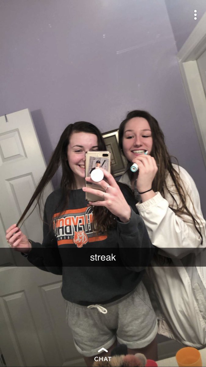 Samrendz's tweet photo. happy birthday to my (least) favorite person!! hope u have the best day ever🥰🥰 https://t.co/QFppfZVFgW