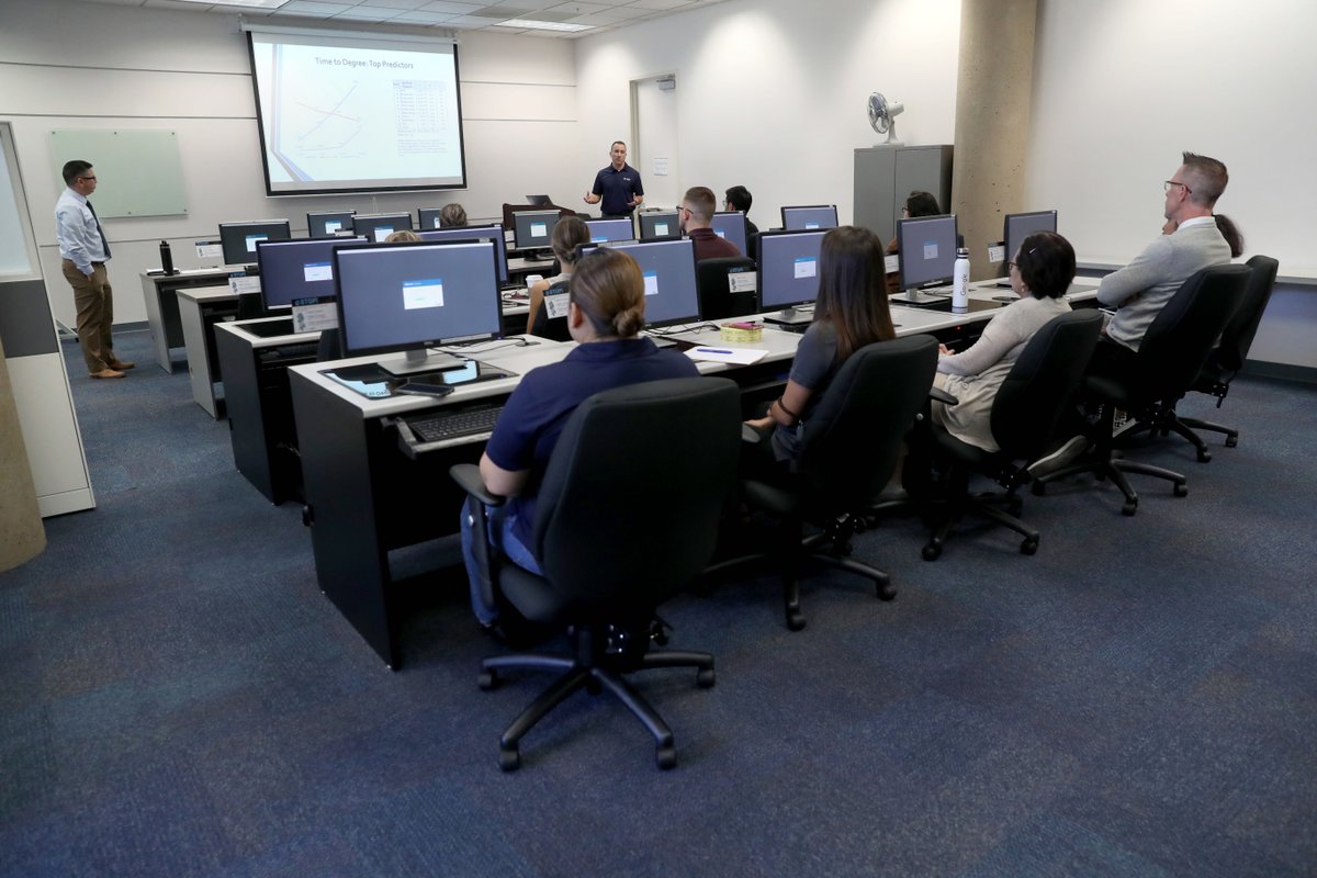 CSUSBSupport's tweet photo. ITS Training services provides access to learning resources and instructor led technology training. Learn more at https://t.co/kkMsAdRqMh ππΊ #csusbsupport https://t.co/ggtFAf3QqP