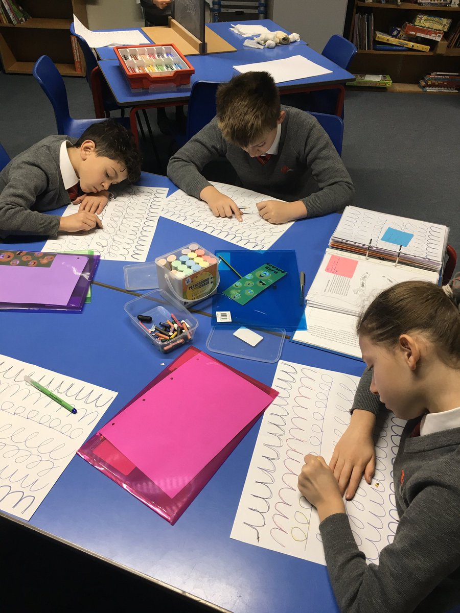 YMS_LearningSup's tweet image. Handwriting programmes don’t just focus on legibility. Speed Up! A kinaesthetic programme to develop speed and fluency...as modelled by some our year 4 pupils! #SpeedUp #kinaestheticlearners #YMS @YMS_Year4