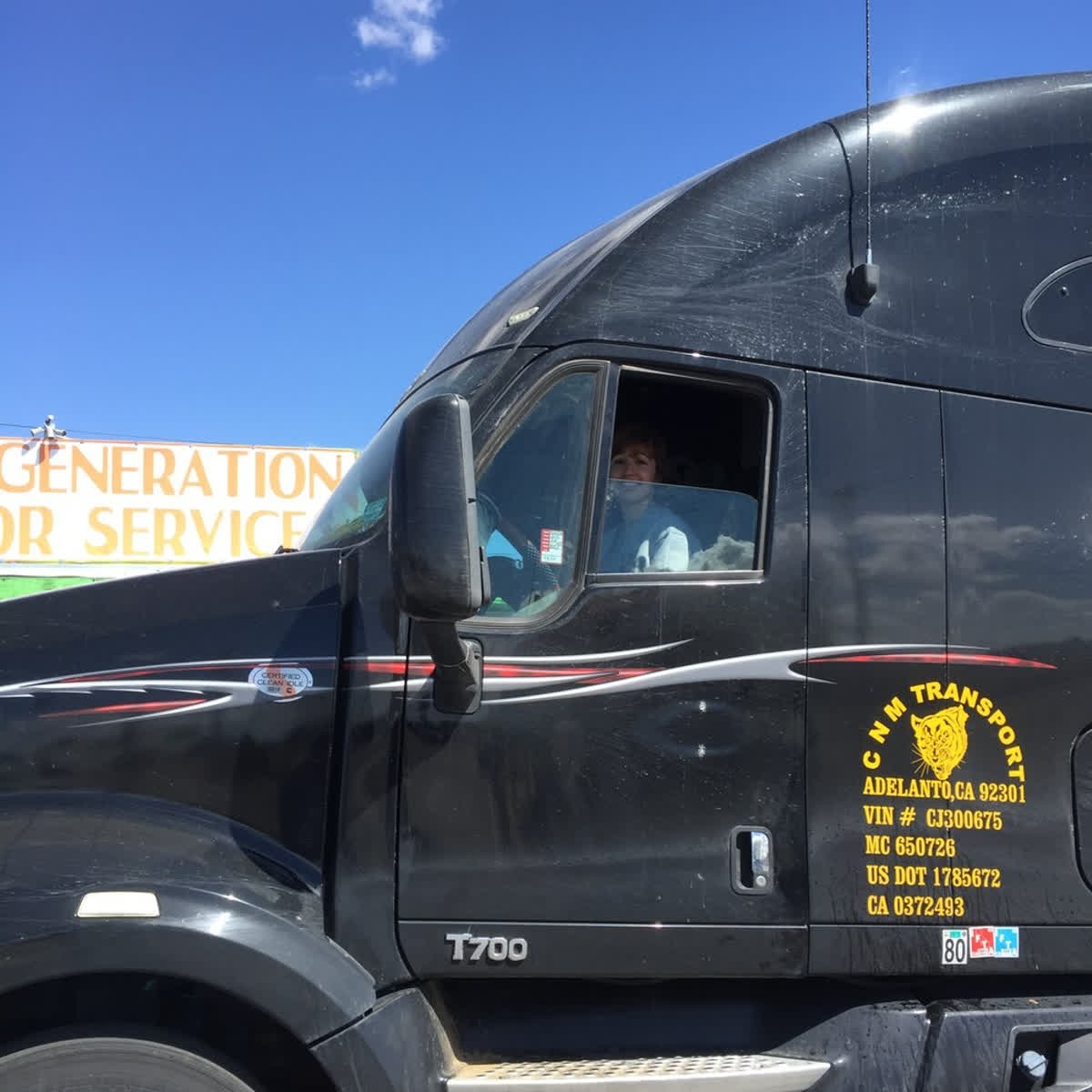 1stGenRad's tweet photo. We offer a wide range of services to keep your company truck running like new. https://t.co/40tUyJiXdS