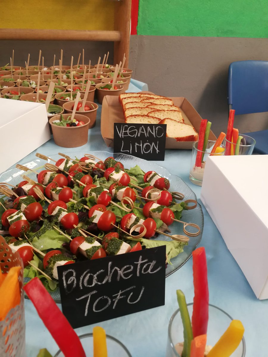 CheflyApp's tweet image. Necesitamos ser inclusivos en nuestros caterings para que todo el mundo pueda disfrutar en torno a la mesa de cualquier evento. Los últimos un cole de Leganés este sabado. Únete al movimiento CHEFLY en tus caterings! #singluten #sinlactosa #inclusivo