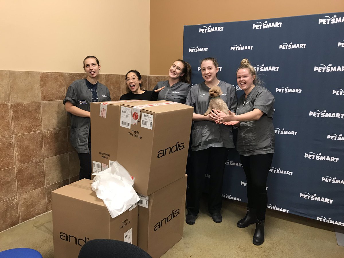 Aside from making new friends, these students fav part of day 1?!  ... opening their fully equipped #andis kits!!!! #xmasinnovember #excitedclass #DATlife #lifeatpetsmart #petsmartgrooming <a href="/ThatJenKelly/">Jennifer Kelly</a> @BrandenKennedy3 <a href="/DelmarBC/">Delmar</a>