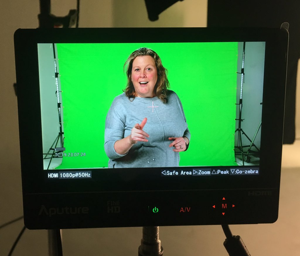 Helly724's tweet photo. @ToastmastersUKI thanks for a fun filming day, with fellow Toasties. Great promotional materials for 2020! #WeAreToastmasters #WhereLeadersAreMade @ToastmastersInt https://t.co/gH9JK6YE2S