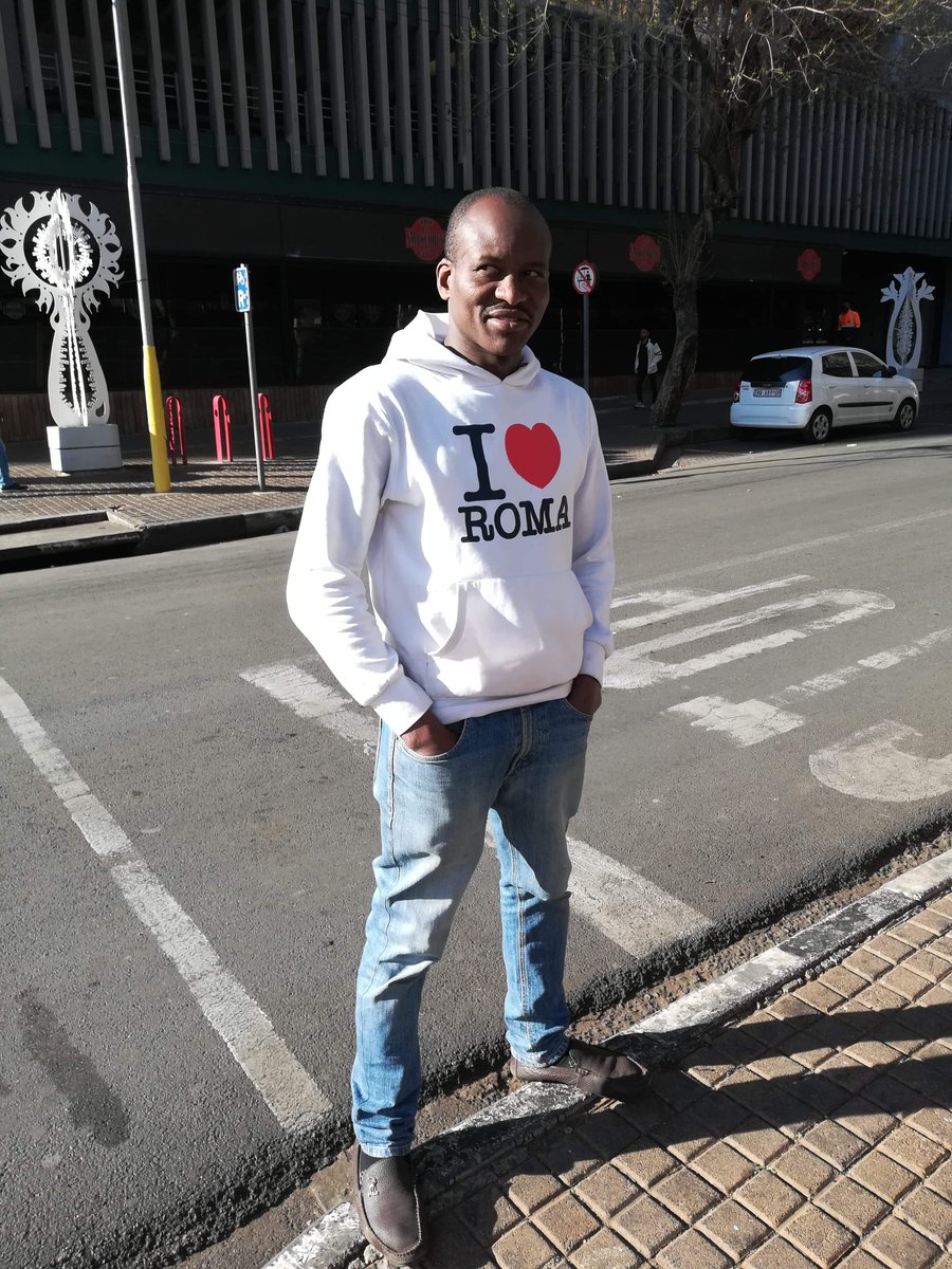 RefanoAngelo's tweet image. Quite single man