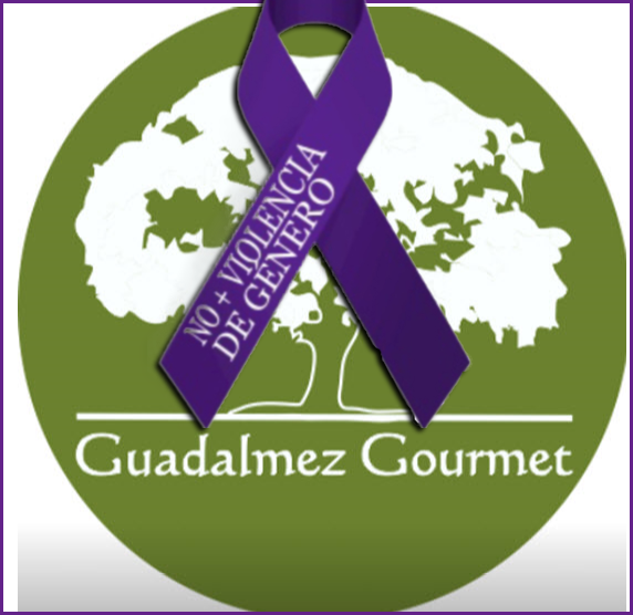 angelmanduran's tweet photo. Es fundamental que desde todos los ámbitos, desde todas las organizaciones, desde todas las empresas (sean grandes, sean pequeñas) y que desde cada persona se reivindique el dia CONTRA LA VIOLENCIA DE GÉNERO.
NO ESTAIS SOLAS. https://t.co/ZTCAg2MqC4