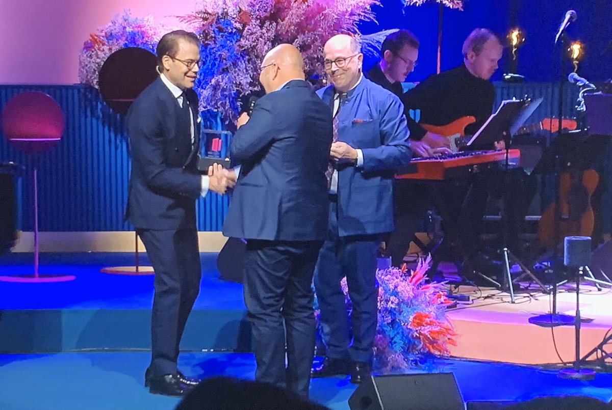 Grönsakshallen Sorunda tilldelas priset för Årets arbetsgivare 2019 av H. K. H. Prins Daniel! 🎉