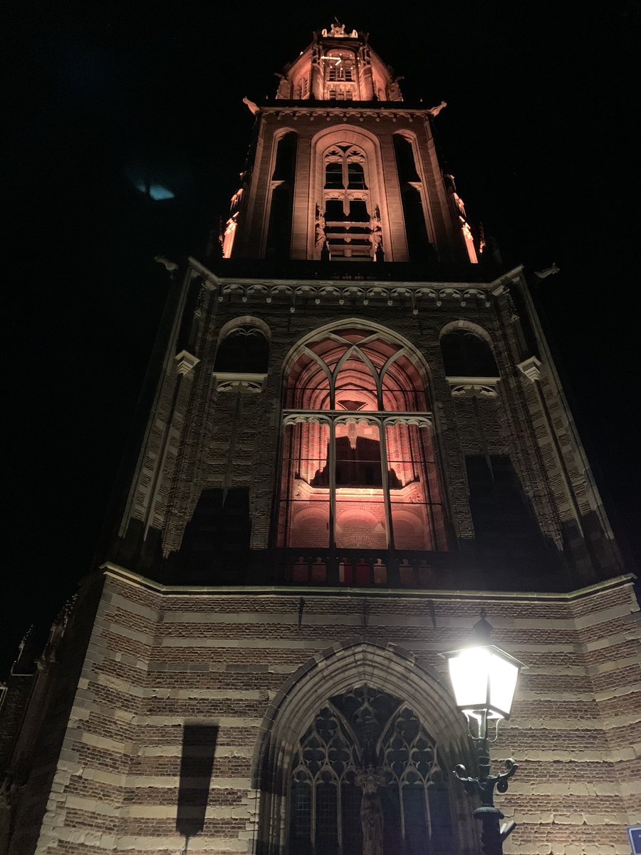 monicabrouwer's tweet photo. #Orangetheworld #soroptimisten vragen aandacht voor geweld tegen vrouwen. Van 25 november #internationaledagtegengeweldtegenvrouwen tot 10 december #dagvanderechtenvandemens steeds meer gebouwen staan in het oranje licht! In #Rhenen de #Cuneratoren @SoroptimistRV https://t.co/KrkjXmd7Tx