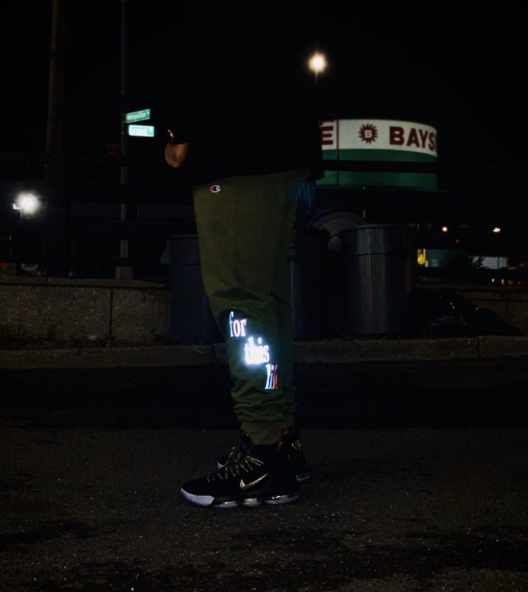 WashRGL89's tweet photo. SNEAK PEAK #FORTHISLIFE https://t.co/Jk0tdExMYY