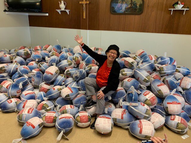 AlverniaU's tweet photo. There’s only one Polly! Thanks to everyone’s support of the Turkey Drive! #Thanksgiving 🦃 https://t.co/MF0hvpF8VT