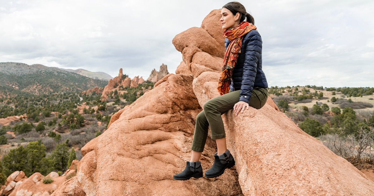 jambufootwear's tweet photo. Shelter from the storm, the Haven weather ready ankle boot keeps your feet dry and cozy in style. Shop in an array of sizes in Black or Taupe! #Jambufootwear #jambuandco
Shop Haven: https://t.co/PB6ODfMVyx https://t.co/s6Qi8FxsVh