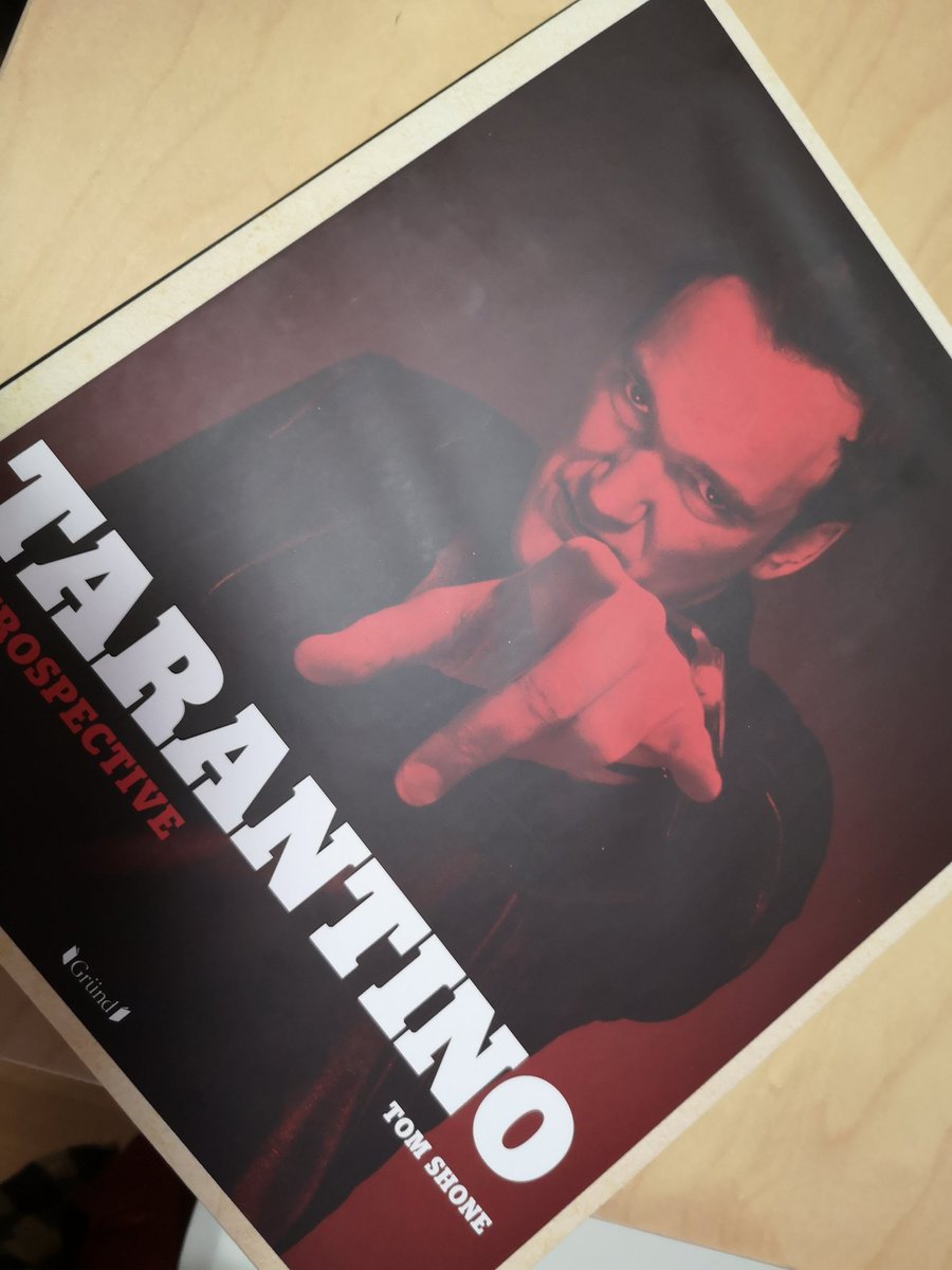 JBBornier's tweet photo. Bien reçu ! Encore merci à @MehdiOmais pour ce cadeau avant Noël !
#tarantino #book #auxanges https://t.co/wuSTTrAewJ