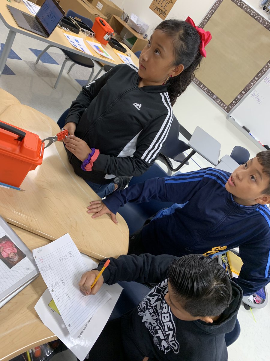 MrDboykin's tweet photo. Perimeter and area never stood a chance @lmcginnis159 class #breakout as they used teamwork and great math skills writing our work out #ignitelearningbcps @MVESbobcats https://t.co/QD8XZt1U0a