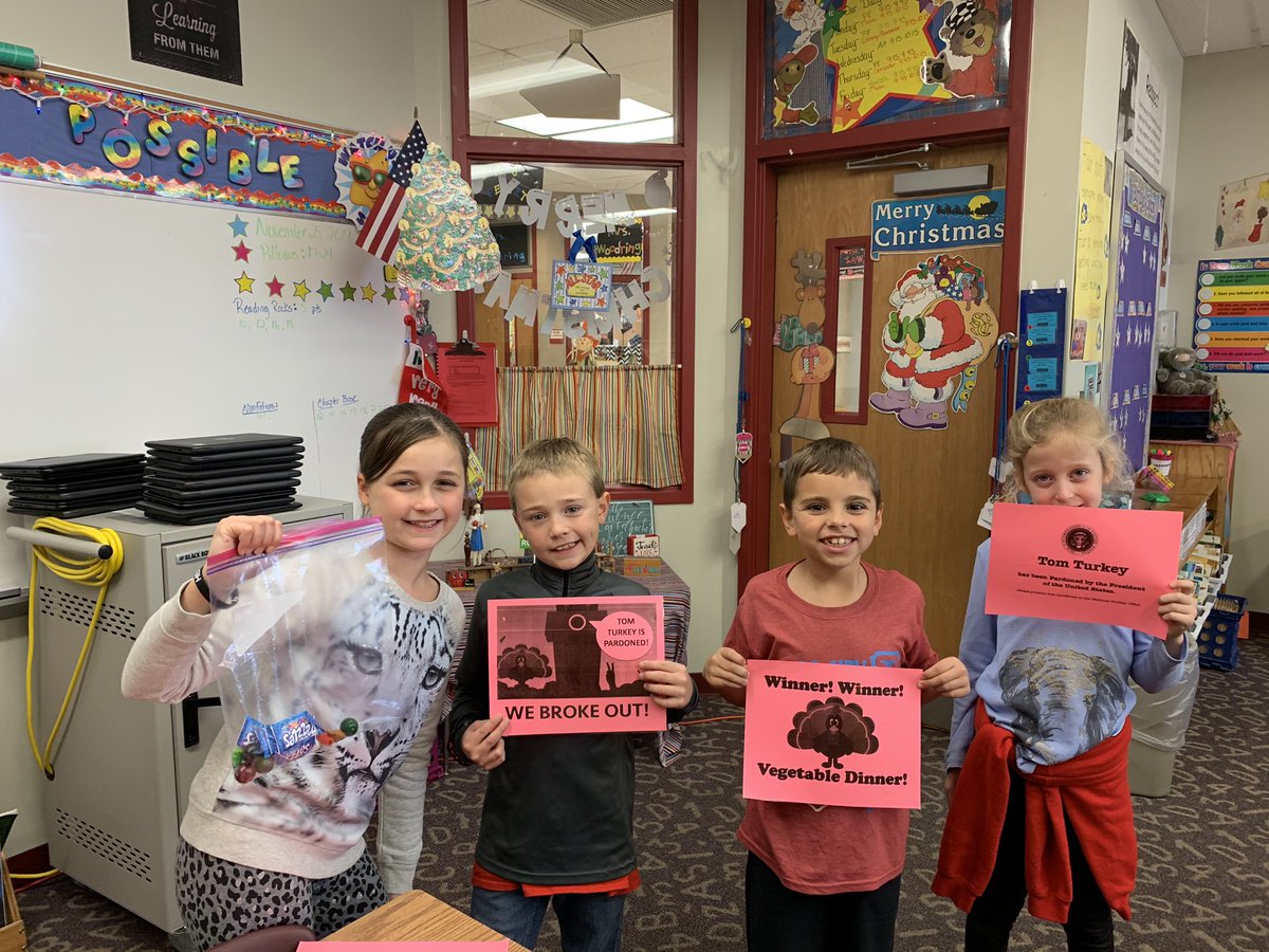 hpettit15's tweet photo. Students work together to open the breakout boxes and pardon the Thanksgiving turkey! #hstelem #wceschat https://t.co/ESYqk7vbB7