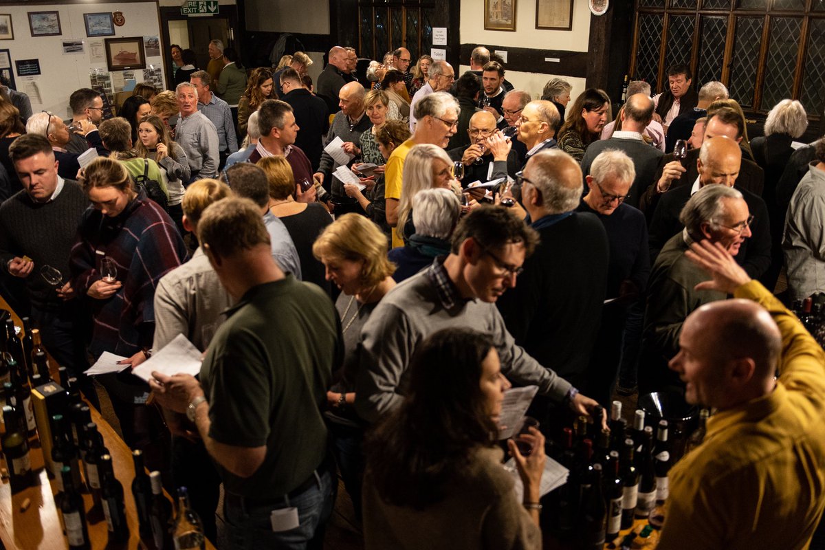 HayWinesUK's tweet photo. Thanks everyone! We had a blast! #HWPortfolioTasting2019 https://t.co/X8D0hsSWk2