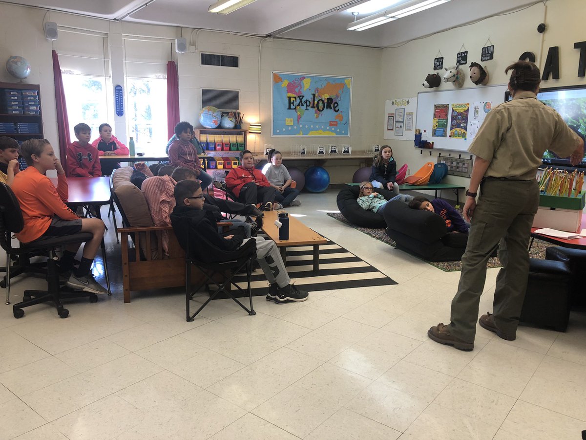 TNAgriculture's tweet photo. Kimberly Burch, area forester in McMinn, Bradley and Polk counties, taught forestry basics to Mrs. Bennett’s fourth grade classes. Thank you Riceville Elementary for welcoming us to your school today! #education #forestry https://t.co/bIvmr8Epge