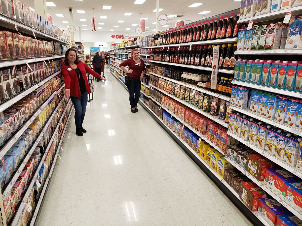 Ready to feed Rochester at 2321 #shakeNbake #d111dreamteam 
@ContrucciJoe  <a href="/emily_lindaaaa/">Emily Linder</a> <a href="/stevecrawford22/">steve crawford</a>