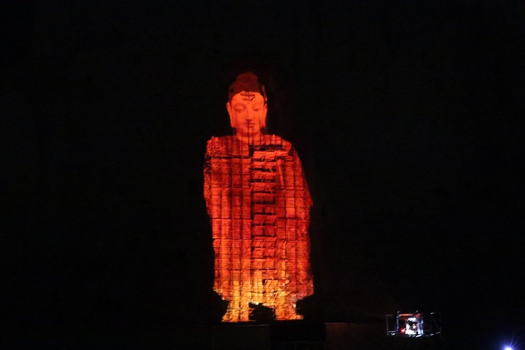SaburShah's tweet photo. Stunning images tonight from #Bamyan in #Afghanistan’s central highlands as the Buddha sites destroyed by the Taliban glow as part of global #OrangeTheWorld actions to mark Int'l Day to End Violence Against Women #GenerationEquality #16DaysOfActivism https://t.co/Fdx0ppOnet