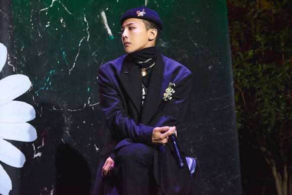 G Dragon Pics (@gdragonpic) on Twitter photo 