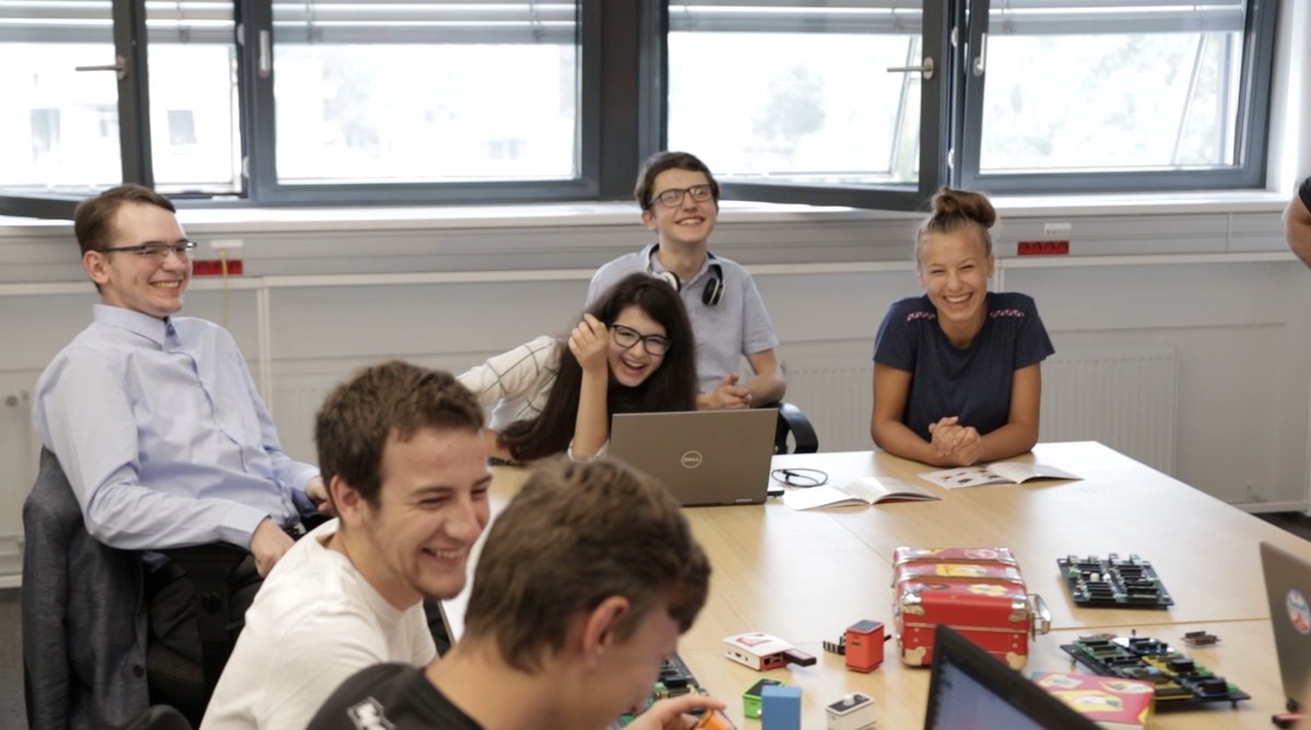 hardwario_en's tweet photo. Would you like to get inspiration on how to teach digitally any subject with our kits and pedagogical framework? Sign up for our free online webinar, November 29. The webinar is held in the Czech language.
https://t.co/NrKigXwEOr
#digital #teach #inspiration #webinar https://t.co/o1GQbHmFTB