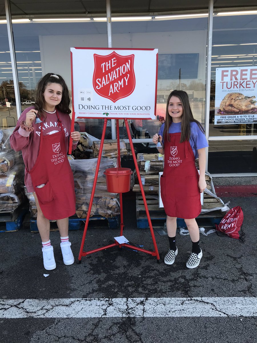 Come see Van Buren Freshmen Football and boys/girls Basketball  with FCA as they ring bells for Salvation Army at Price Cutter in VB.
#salvationarmy #vbfafca