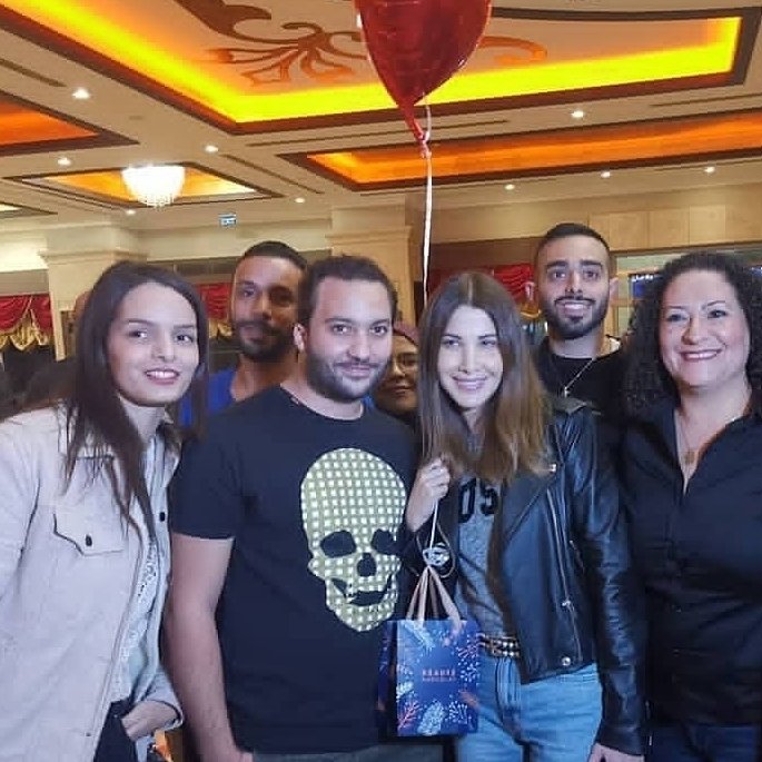 lindaAjram's tweet photo. Only one reason brought us together : our love @nancyajram 👑💖 Nice meeting we really had a great time can't wait for the next time 💞 #nancyajram #nancyajramfans #spreadthenancylove #One3ajarem #NancyOneDayNancyForever https://t.co/HxbmUBIng4