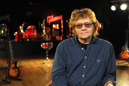 A very Happy Birthday today to Bev Bevan =) 