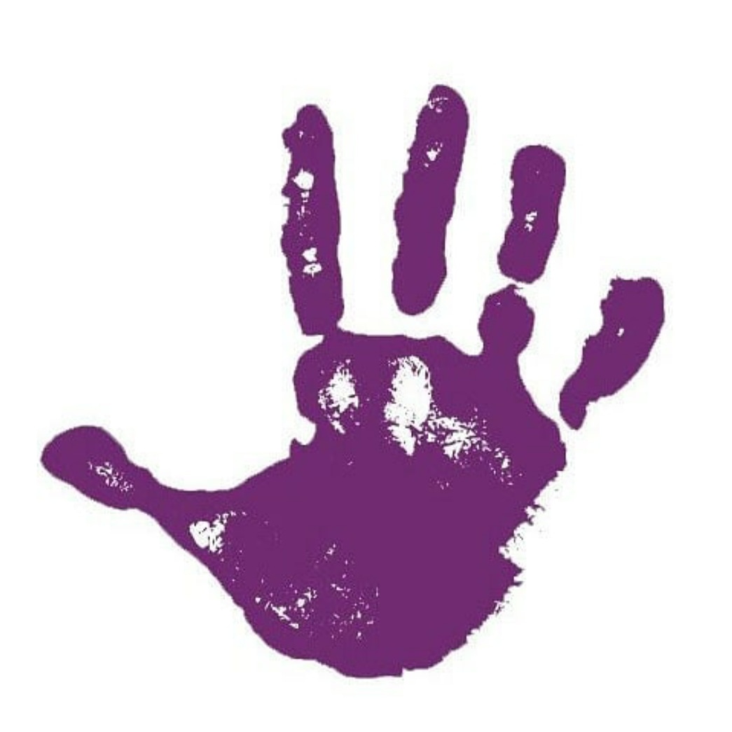 AECVALLBONA's tweet photo. Un dia per pensar-hi no és suficient. Les xifres són aclaparadores i tots som responsables de capgirar-les. Mostrem el nostre rebuig a qualsevol tipus de violència masclista i ens comprometem a educar en el respecte per trencar els silencis i erradicar totes les violències. #25N https://t.co/dQi8asw6Kb