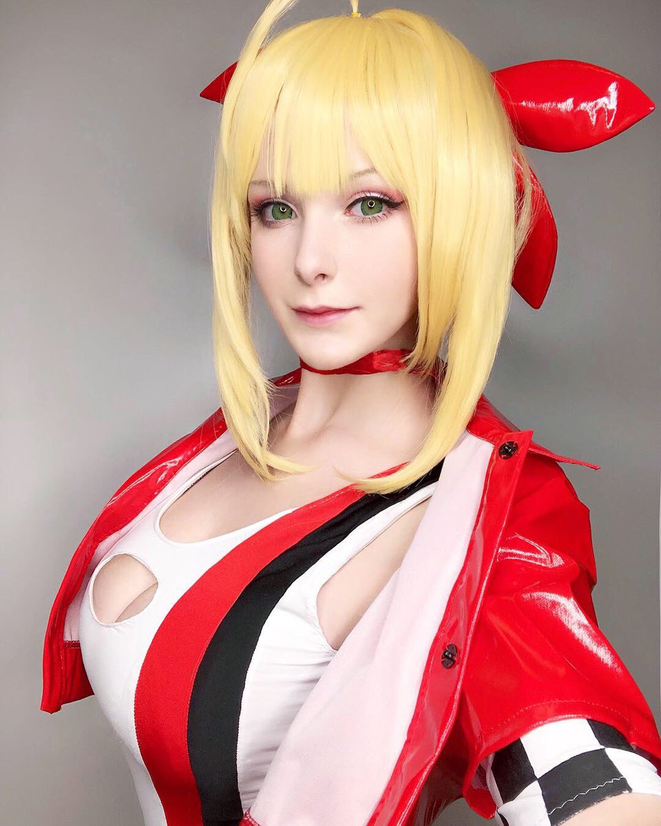 Found my old Nero cosplay ^w^ https://t.co/9SS0TlscB4