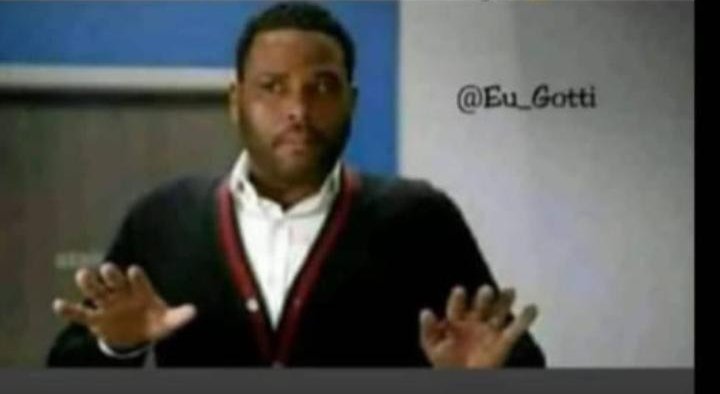 TheVeeICee_KE's tweet photo. Shhh! Ebu Nyamazeni!!! Mnaskia hio Sauti???
Hizo ni Memes za #TwaTwa zineenda kujaza Memory ya simu.😂 https://t.co/rdzMZbG0Qh