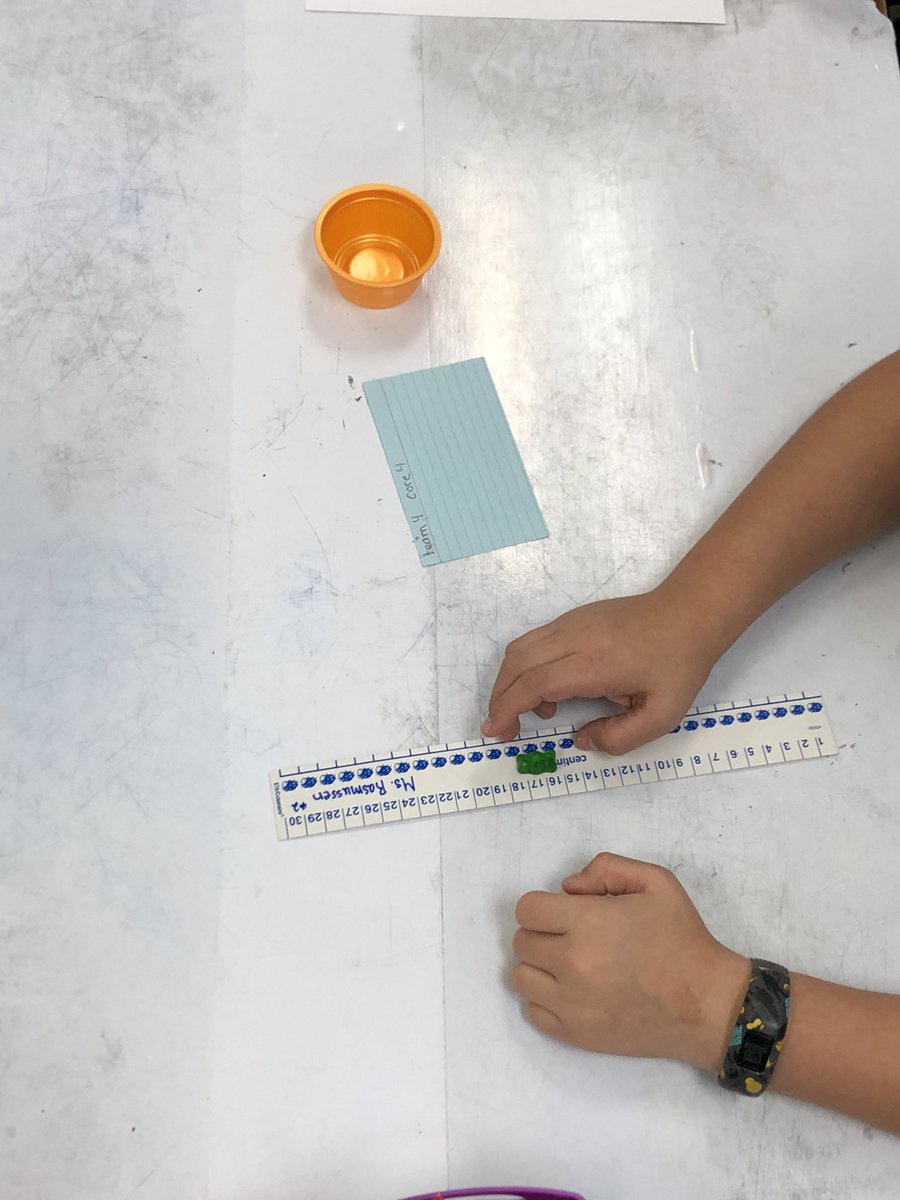 mskinney1313's tweet photo. Connecting math and science!! @TuckerCreekMS #makeyourmarkmustangs https://t.co/E3OB80LadE