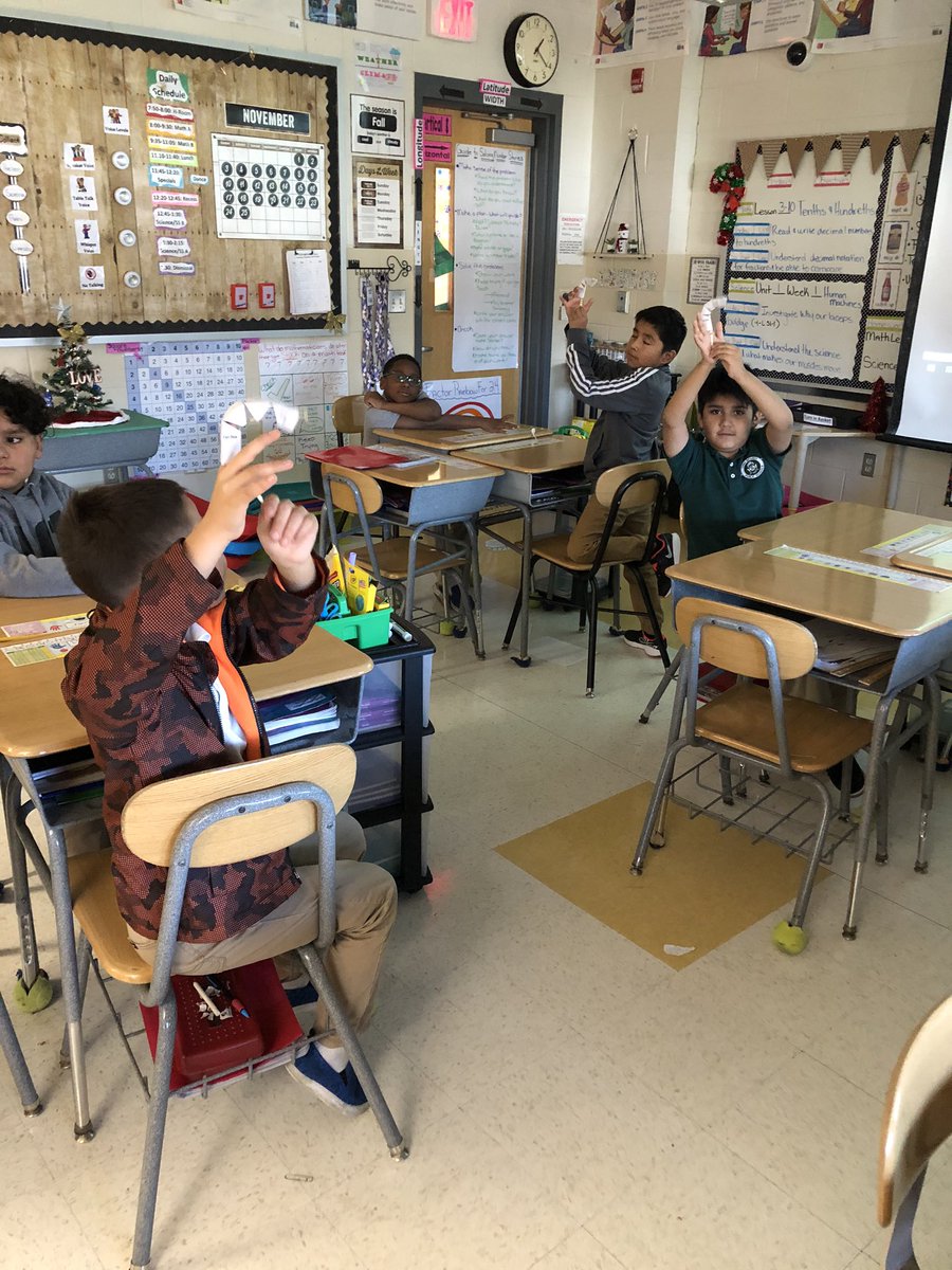 BluMonkey325's tweet photo. Woohoooo!!!! We finallyvstarted Science today 🧪 🤓 S’s had so much fun investigating how our muscles move. Thanks to @MysterySci Unit 1 #HumanMachines Mystery 1: How Do Our Biceps Move? “Hands on” is the best way to investigate! @AAAlbelementary #STEM #wcmm #FutureReady https://t.co/G9r0HSIzKD