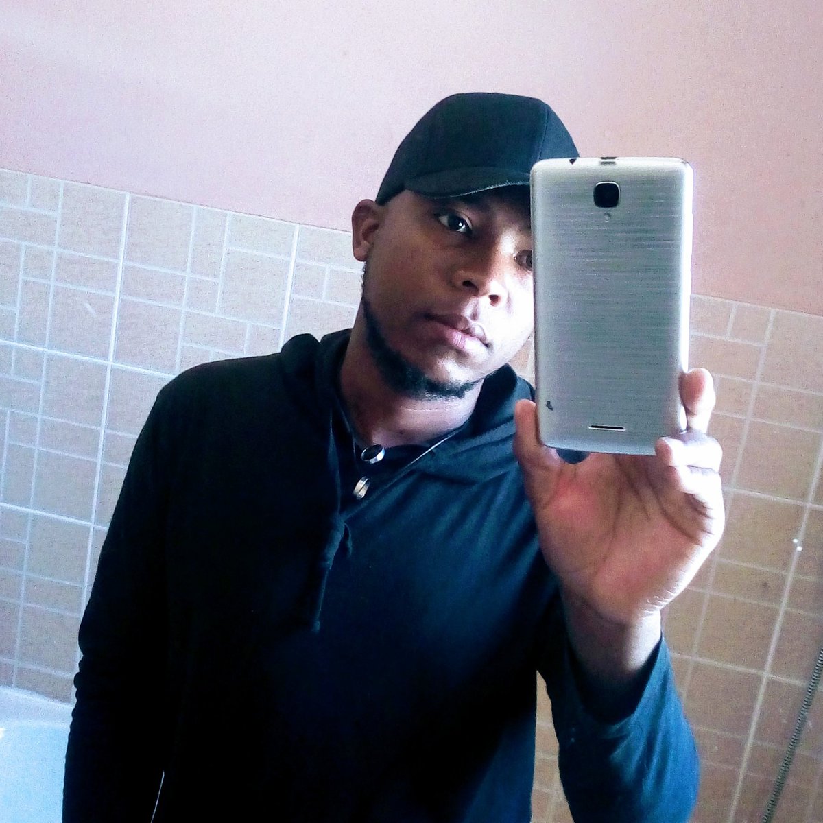 khiddor's tweet photo. ⚫⚫⚫ https://t.co/ibO2wscb25
