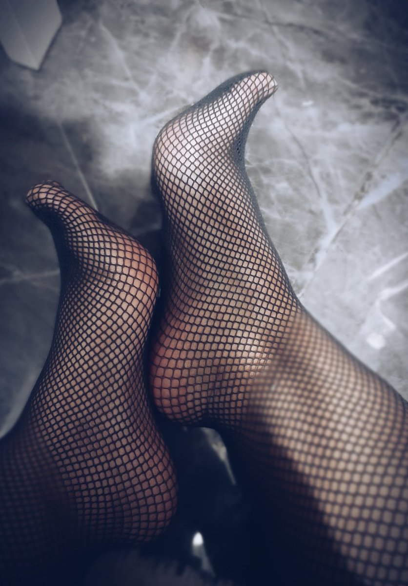 Mistressece2's tweet photo. aşağılık köpekler hanımınız geldi sömürülecek adam lazım piç kuruları #sahibe #köle #finansalköle #finansalsahibe #bdsm #fetiş #ayakfetişi #footjob #scat #pissing #spitting #facesitting #trample #bullshit #footfetish https://t.co/hidnk6HmWJ