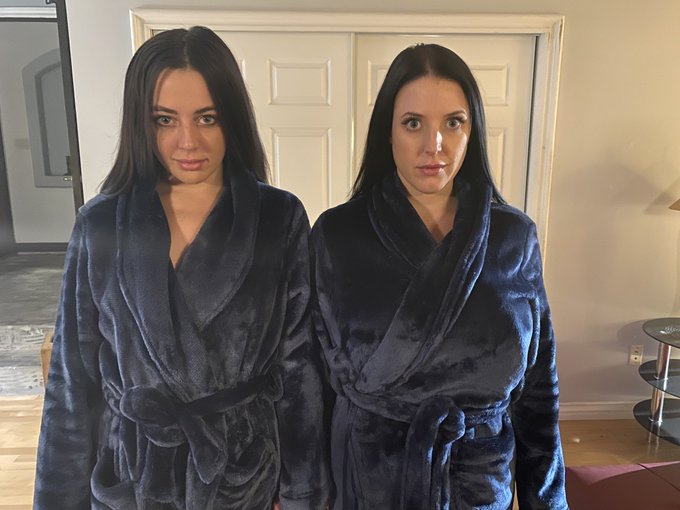 Twinsies @whitneywrightx and @ANGELAWHITE from &ldquo;Another Life&rdquo; coming soon to MissaX https://t.co/Air<a class="tags" href="/tag/whitneywrightx">@whitneywrightx</a><a class="tags" href="/tag/angelawhite">@angelawhite</a>