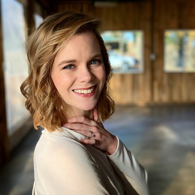 jareddelong's tweet photo. Thanksgiving break with this model 😍😍😍 https://t.co/k46t7Sf2gC https://t.co/DvS1yD3ibH