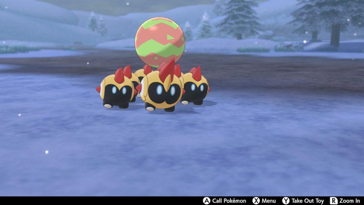 dumplingowl's tweet photo. I thought Falinks was a weird bug at first, but oh no I flipping love them and their cute marching ahh! #PokemonSwordShield #NintendoSwitch https://t.co/t7B7RIabgu