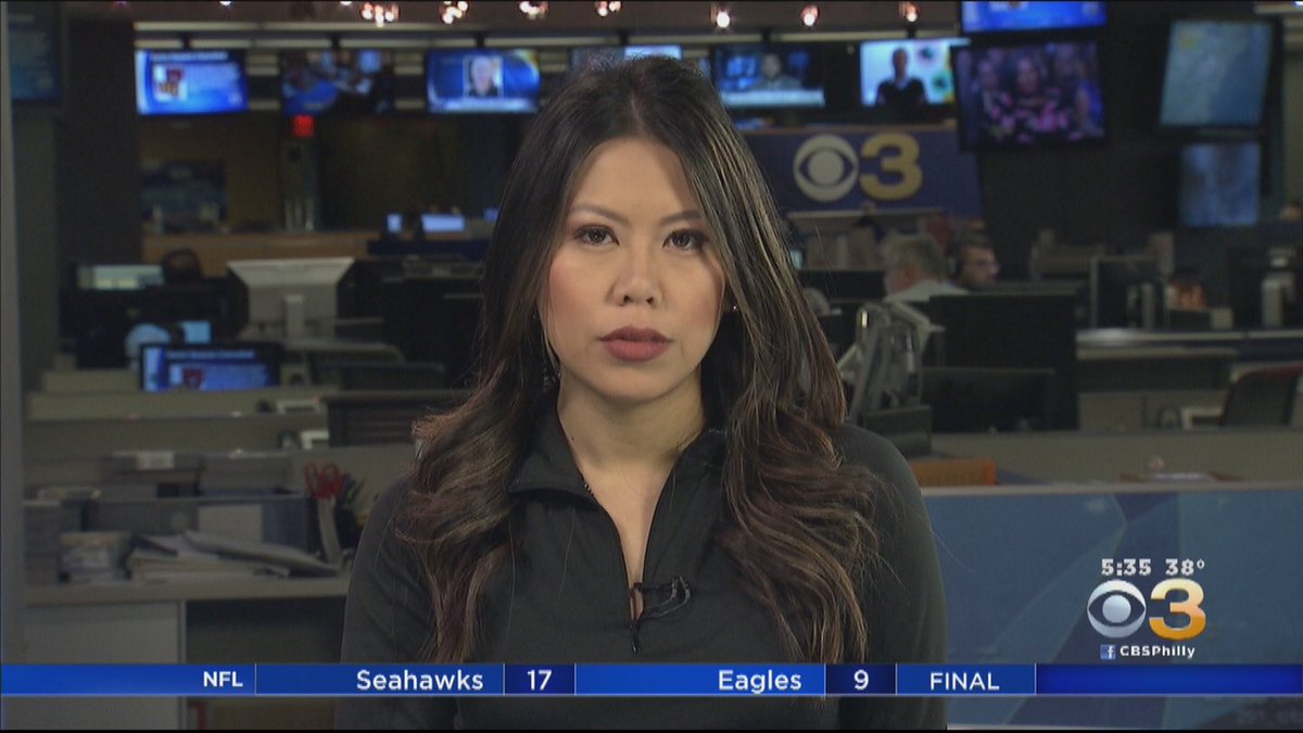 TrangKDo's tweet photo. When you have no time to change because you have to rush to make a liveshot 40 minutes away as soon as you get off set... you try to make a North Face thermal look like a professional blouse 😩😂#fieldreporterproblems https://t.co/m9DWi8DmKQ