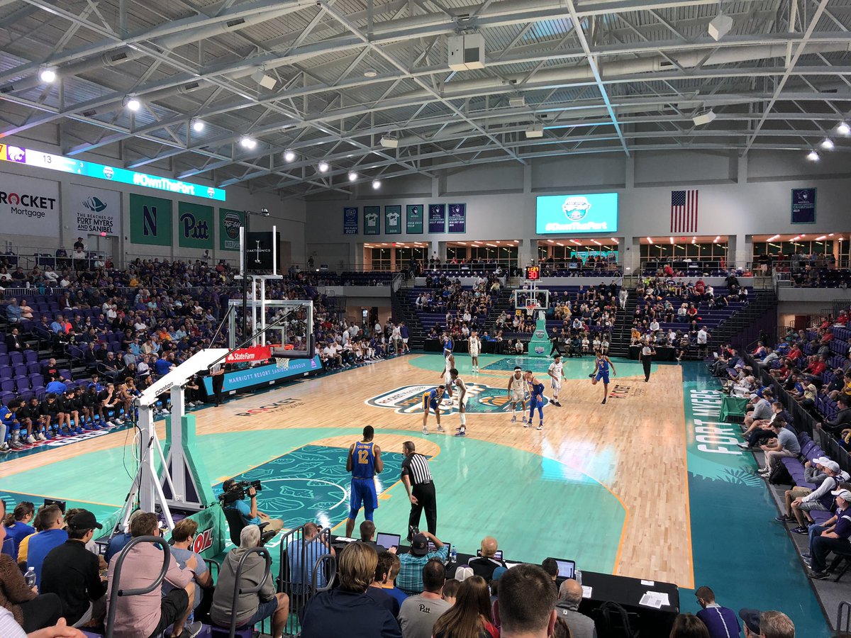 patrickmoore_'s tweet image. Yo @FTMyersTipOff let’s expand this bad boy to 8 teams