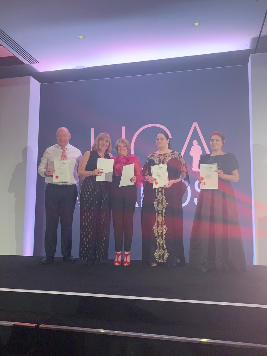 sageuk's tweet photo. WOW! 😮👏🏽

Our very own @juliawedgwood has been acknowledged as an @ICBUK companion for all her work and support for the Institute 🤩🙌🏽

This is a new recognition for 2019, huge well done Julia! 💚

#LucaAwards #BookkeepersSummit #Bookkeepers #Bookkeeping https://t.co/XVqyeqKvuz