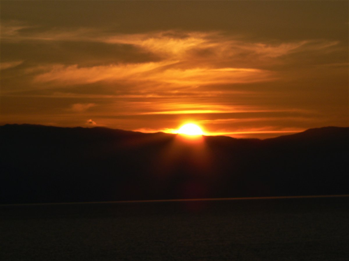 “Atardecer Siciliano”. Foto de Pedro Antonuccio Sanó. Capo di Milazzo. Messina. Sicilia. Italia. 2010. #photoshoot #photoshop #photooftheday #photography #life #nature #portrait #fotografía #moma #sfmoma #ig_portraits #urbanphotography #igmasters #milazzo #messina #italia #sunset