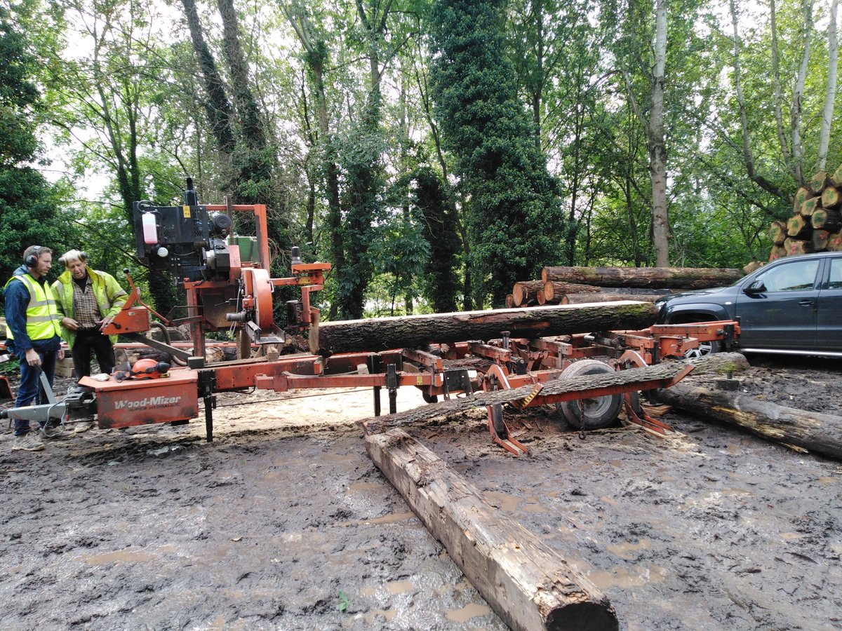 Irish_Forestry's tweet photo. Learning about log conversion @WhitneySawmill . Calculated the value of some oak logs based on their characteristics and what was learned during the course. We then converted them into planks before finding out how close (or not so close) our valuations actually were. #Foresty https://t.co/PeodIuIloW