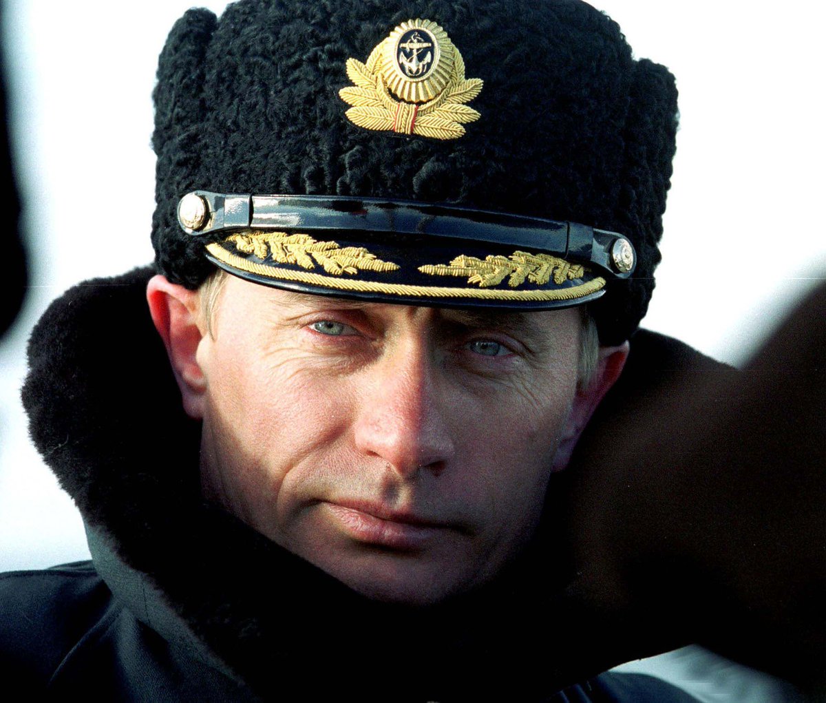 Consolidating control: Even Putin's critics acknowledge he has accomplished three central objectives: building a strong Russian state, re-establishing Russia as a global power and maintaining his own grip on power. https://www.axios.com/vladimir-putin-20-year-anniversary-president-2670dcd5-bd38-46b3-b069-cd61c543a2f9.html?utm_source=twitter&utm_medium=social&utm_campaign=organic&utm_content=1100