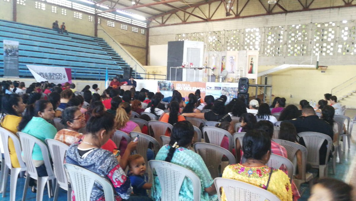 UPCV_gt's tweet photo. La #UPCV participó en la conmemoración del Día internacional de la No violencia contra la mujer, organizado por la DMM del Municipio de Puerto Barrios, Izabal. https://t.co/vn1Nfjix1f