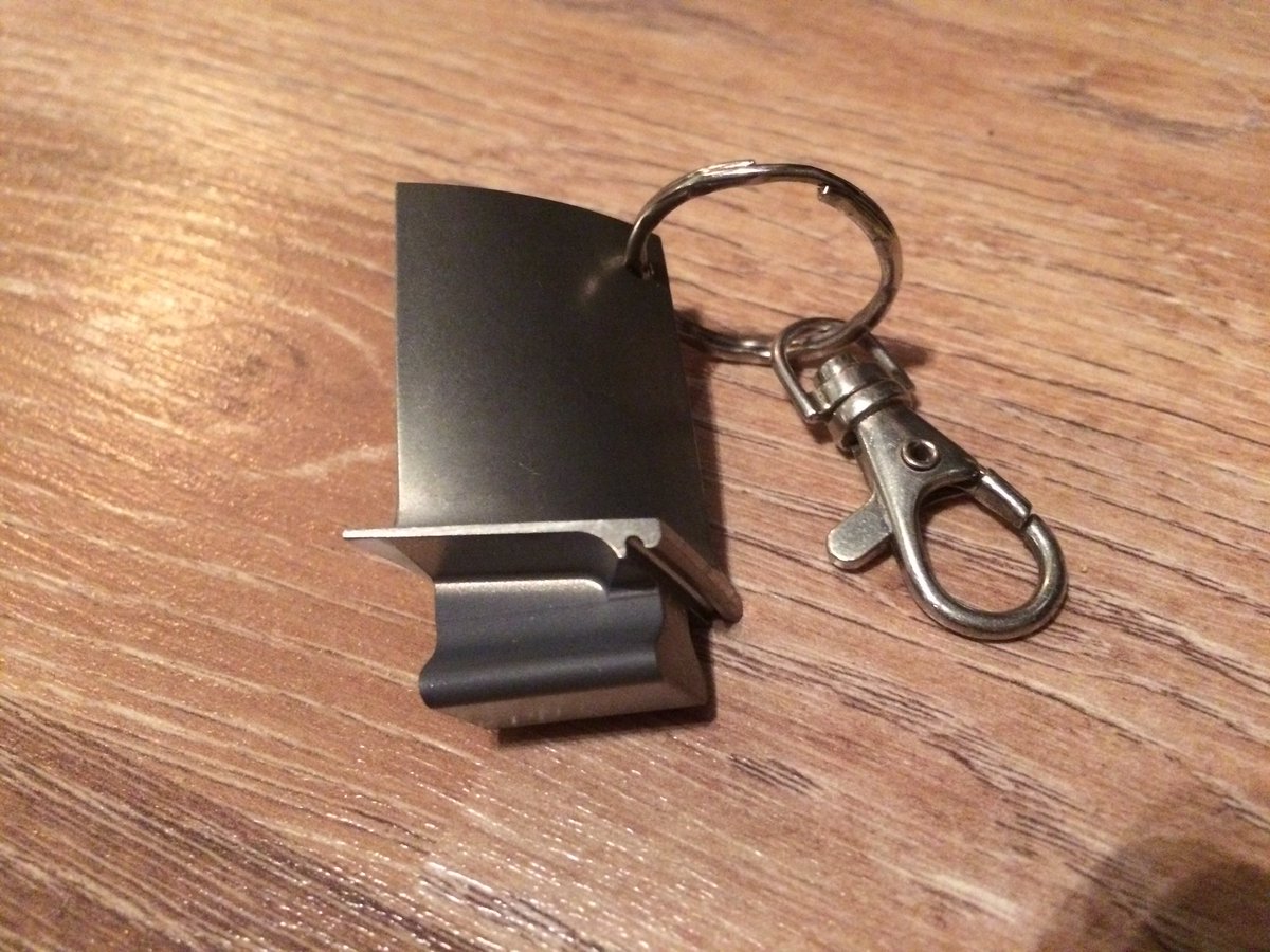 Another batch of RB199 Tornado compressor blade key rings completed today.  ‘Raw’ titanium or polished finish.  Boycott Black Friday and join us for #WhiteMonday sale prices #reuse &amp; #recycle  aerotiques.co.uk/product-page/f…