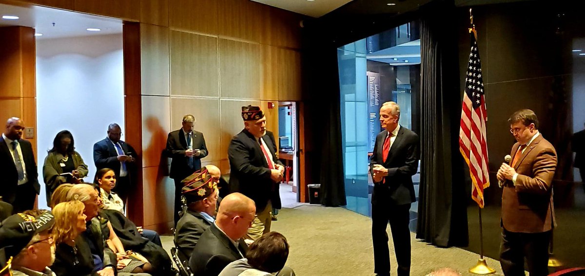 KUTRIOVUB's tweet photo. @JerryMoran &amp; @SecWilkie visited with leaders in KC today, including KU VUB &amp; @KUvets. They discussed VA's latest efforts in suicide prevention, mental health, veteran homelessness, the VA MISSION Act &amp; benefits &amp; resources for families &amp; caregivers. https://t.co/sUjyc4dmv9